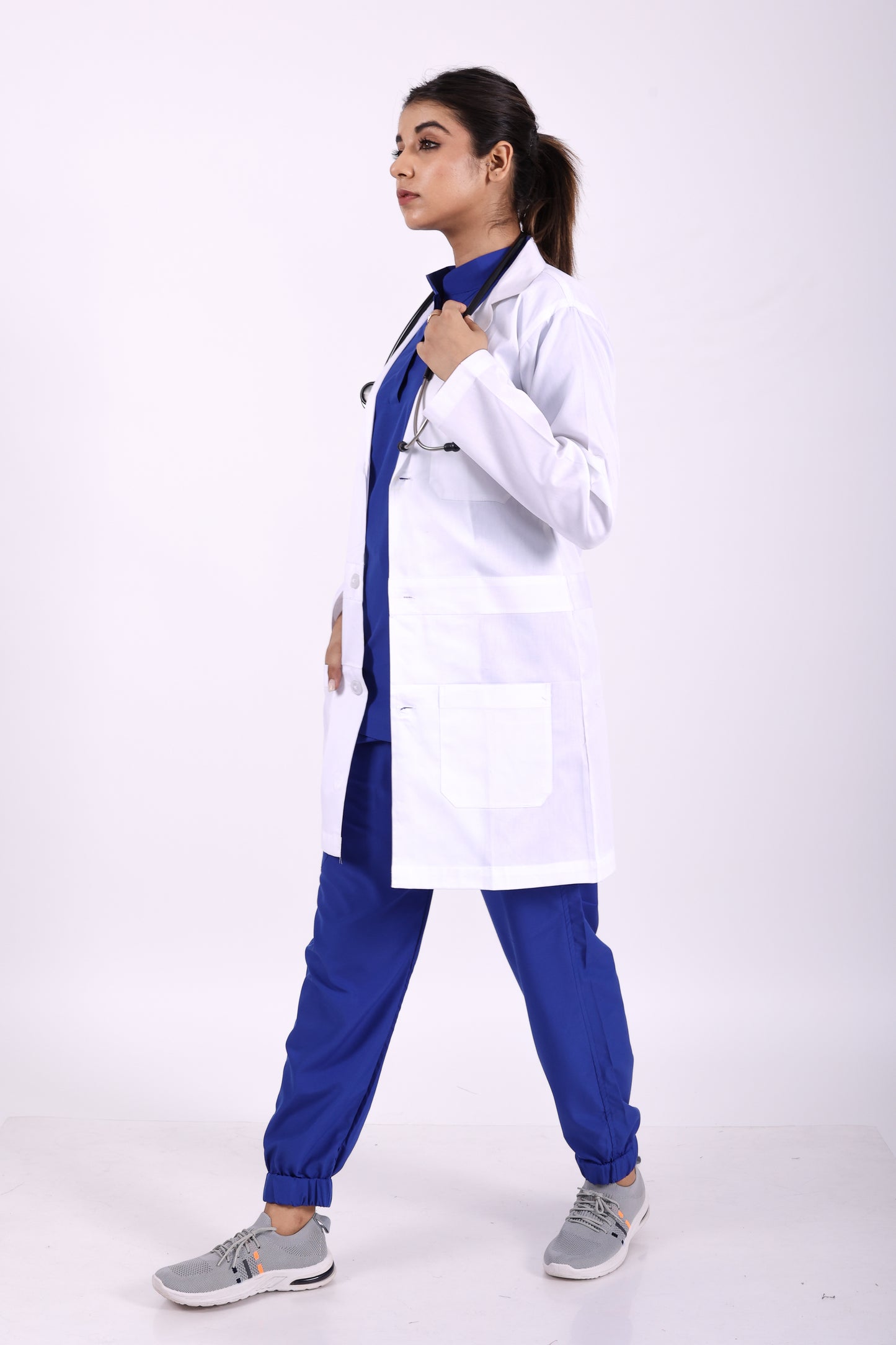 POLARIS MEDIFABRICS Women's Full Sleeves Active Polyester Medical Long Lab Coat