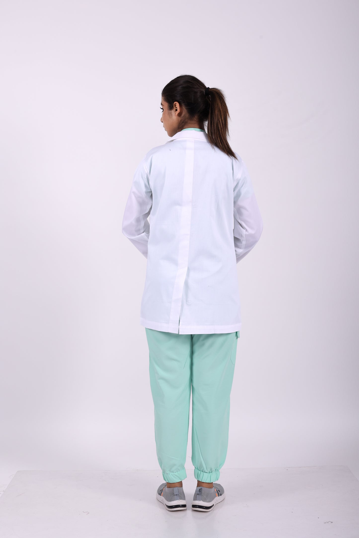 POLARIS MEDIFABRICS Women's Full Sleeves Active Polyester Medical Lab Coat